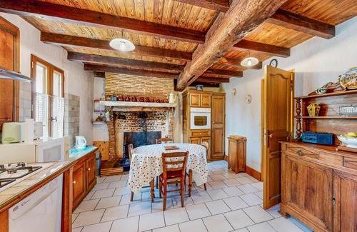Saint-Pierre-d'Eyraud House | Stunning home in St Pierre d'Eyraud