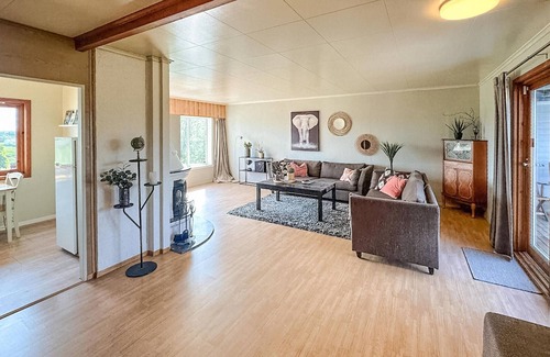 Karmoy House | Stunning home in Avaldsnes with WiFi