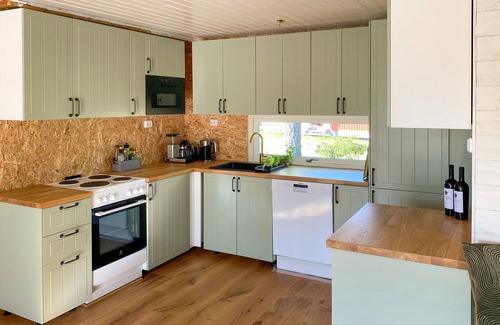 Oskarshamn Municipality House | Stunning home in Figeholm with kitchen
