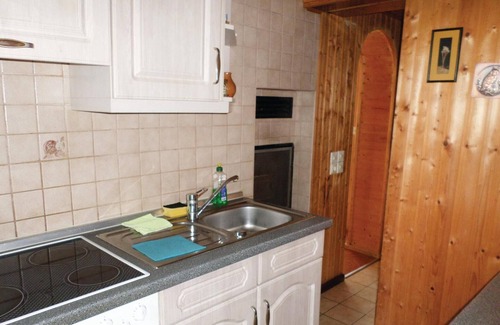 Kustriner Vorland House | Stunning home in Manschnow with kitchen