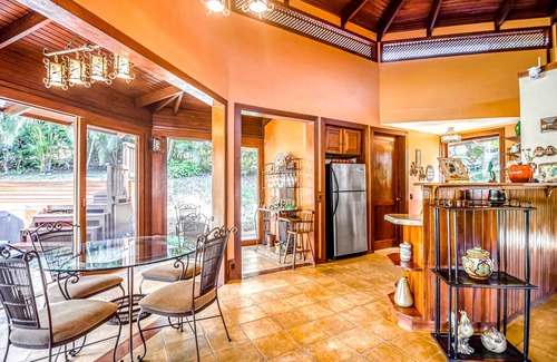 El Indio House | Stunning home in the jungle with balcony, grill, & W/D - snowbirds OK