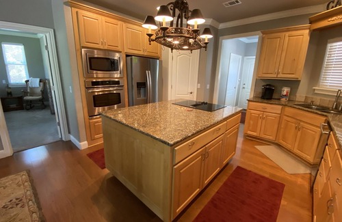 Maysville House | Stunning Home on the Highlands Golf Course - Overlooking 3rd Green