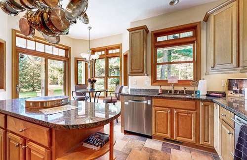 Arkdale House | Stunning home w/hot tub, wet bar, theater room, pool table, near golf & lakes