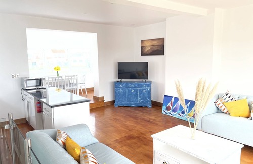 South Hayling House | Stunning House Overlooking Nature Reserve