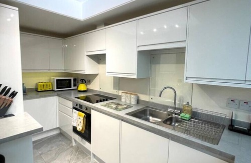 Cambridge House | Stunning House in beautiful Madingley village