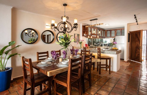 Amapas Condo | Stunning La Palapa Penthouse Overlooking Banderas Bay