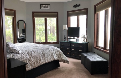 Big Bay House | Stunning Lake Superior lakehouse on beautiful secluded sandy beach