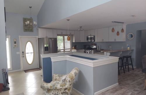 Scotts House | Stunning lake view oasis! A spacious place to make new memories! n#HotTubHeaven