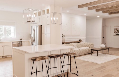 Grand Forks House | Stunning large home