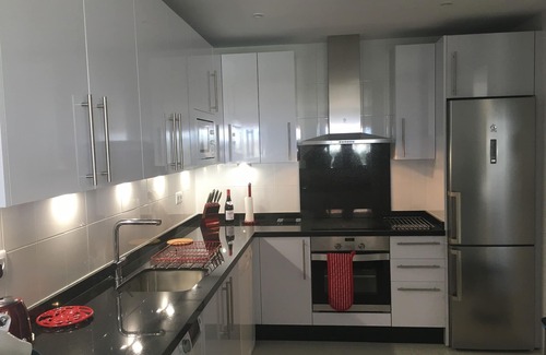 Torrequebrada Apartment | Stunning Luxury Apartment with Sea, Golf & Mountain Views! A hidden gem!