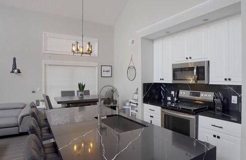 Blossvale House | Stunning Luxury lakefront House on Oneida Lake with hottub, firepit and Gameroom
