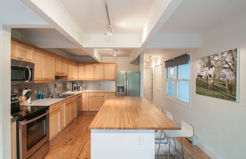 Mount Tremper House | Stunning Modern Barn minutes from Woodstock 21N-195