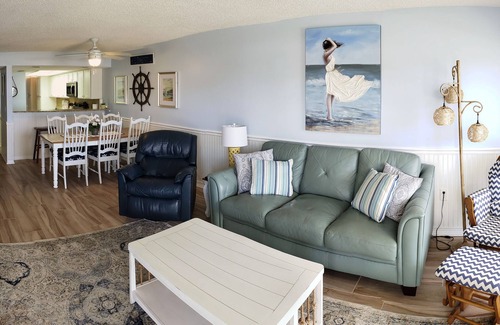 Sunset Reef Condo | Stunning Ocean Front Condo (Two King Beds) with Cottage Charm