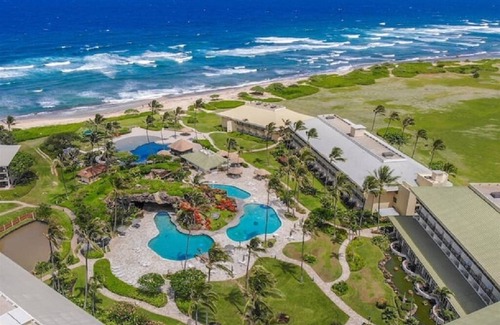 Hanamaulu Condo | Stunning Oceanview Room, Beachfront Resort, 4 Pools, 2 Jacuzzis, Restaurants