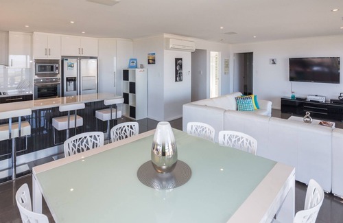 Carrickalinga House | Stunning on Stacey - 42 Stacey Drive