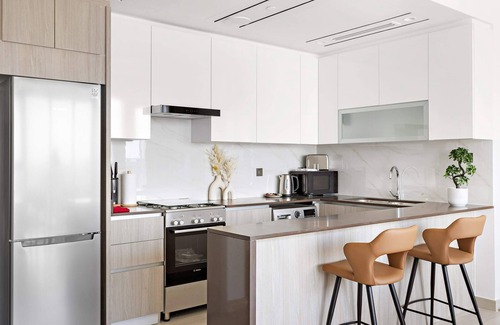 Jumeirah Lake Towers Apartment | Stunning One-Bedroom Apartment in Me Do Re in JLT