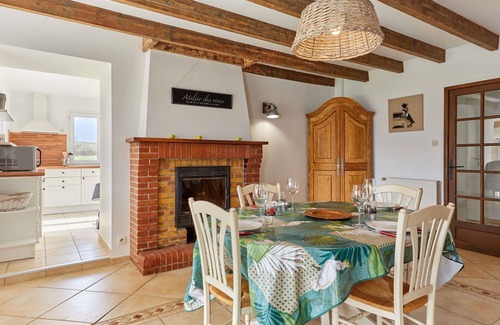 Barneville-Carteret House | Stunning private villa for 5 guests with WIFI, TV, terrace and pets allowed