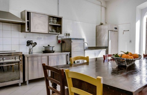 Serravalle Pistoiese Villa | Stunning private villa for 16 people with private pool, WIFI, TV and parking