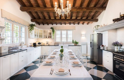 Torrita Tiberina Villa | Stunning private villa with A/C, sauna, WIFI, hot tub, TV, patio, panoramic view and parking