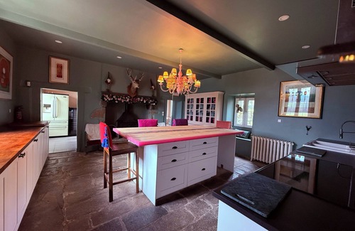 Saint-Sulpice-le-Gueretois House | Stunning private castle with heated pool sleeps 20