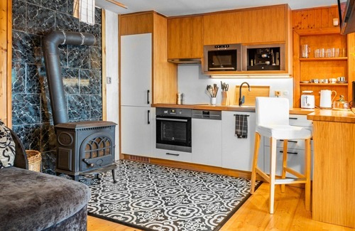Zabovresky House | Stunning private villa for 5 people with WIFI, TV and terrace