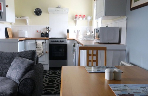 Bornesketaig House | Stunning private villa for 2 guests with TV, panoramic view and parking