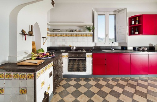 Rovittello Villa | Stunning private villa for 10 guests with WIFI, private pool, TV, terrace, pets allowed and park.