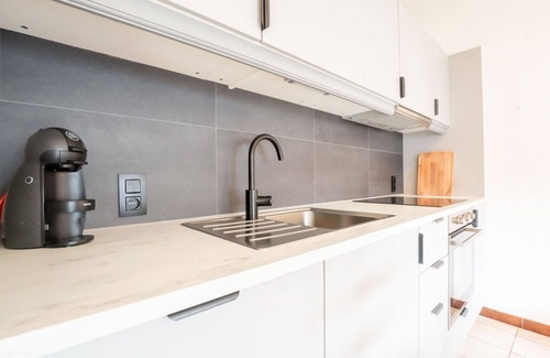 Bredene House | Stunning private villa for 5 guests with WIFI, TV, terrace, pets allowed and parking