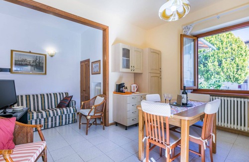 Bucine House | Stunning private villa for 4 people with WIFI, patio, pets allowed and parking