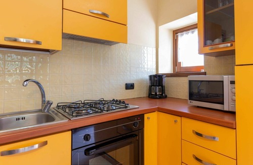 Sorico House | Stunning private villa for 4 people with pool, WIFI, A/C, TV, terrace, pets allowed and parking