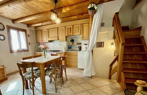 Verceia House | Stunning private villa for 3 guests with WIFI, TV, terrace and pets allowed