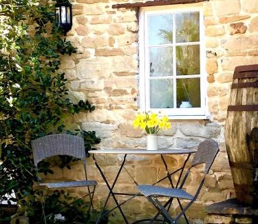 Claverton House | Stunning stone cottage on Bath's doorstep