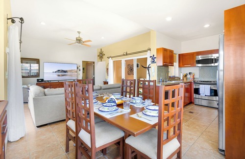 La Paz Villa | Stunning Sunsets over the Sea!