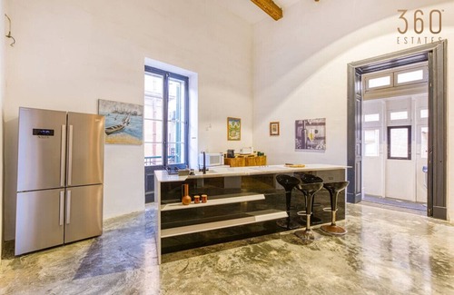 Floriana House | Stunning traditional Palazzo in central Floriana