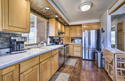 Apple Valley House | Stunning Utah Home 30 Mi to Zion Natl Park