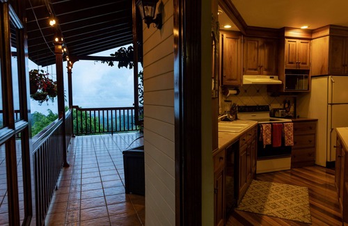 Roble House | Stunning View of San Jose-private property on 2 acres, Casa Los Cielos & Studio