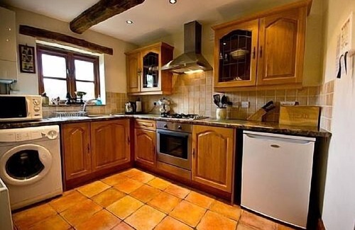 Youlgreave Cottage | Stunning views. Wifi. Pets welcome. Five star rating on Trip Advisor