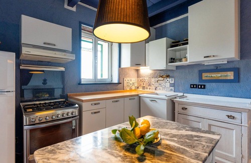 Stellanello House | Stunning villa for 4 guests with WIFI, terrace, pets allowed and parking