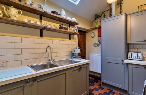 Tunstall House | Stunning villa for 6 guests with WIFI and parking