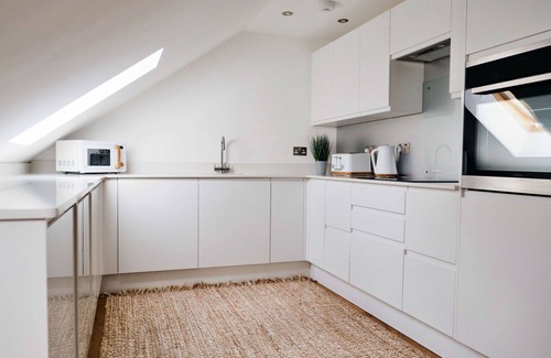 Newquay City Centre House | Stunning villa for 8 people with WIFI, TV and parking