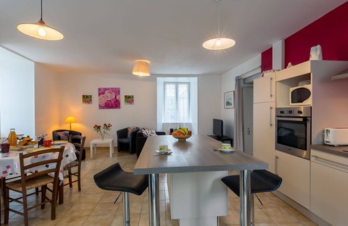 Plouneour-Trez Villa | Stunning villa for 4 people with WIFI, TV, terrace, pets allowed and parking