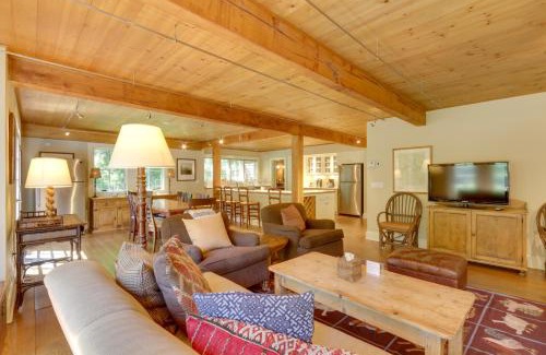 New Preston House | Stunning Warren Lakefront Home Deck, Grill, Sauna
