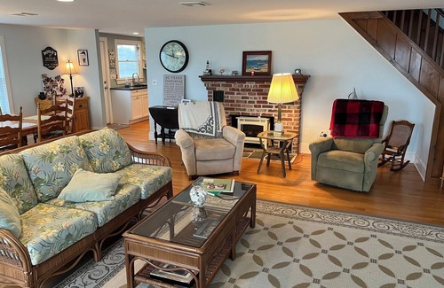 Seaside Heights House | Stunning waterfront view. Minutes to beach & boardwalk. Great family getaway.!
