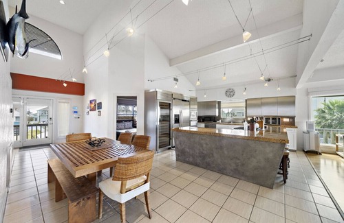 Galveston House | Stunning Waterfront Home with Private Pool