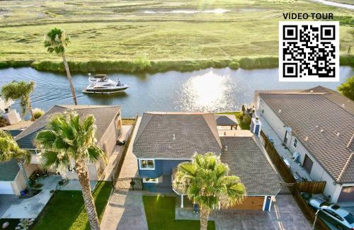 Discovery Bay Villa | Stunning Waterfront 3BR Retreat - Perfect Getaway