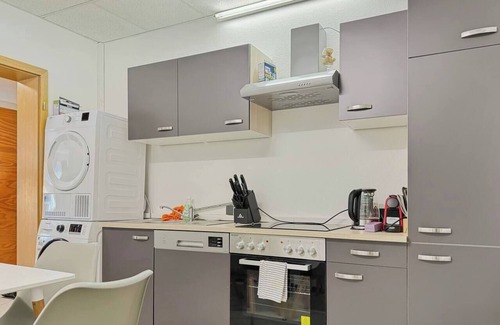 Innenstadt Apartment | Stylische zentrale Esslingen-Wohnung – 14 Pers