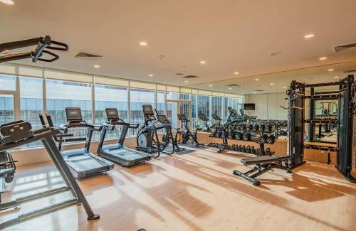 Downtown Phoenix Apartment | Stylish 1BR HighRise DT, Parking, Pool, Gym, W-D, Golf