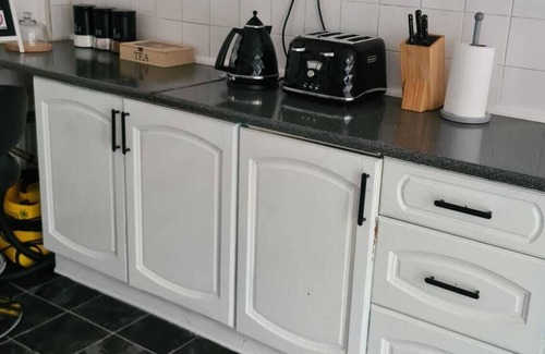 Hunton Bridge Apartment | Stylish 2 Bed Flat-Harry Potter/Leavesden Studios/Watford Junction