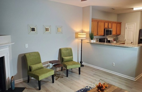 Durham House | Stylish 2-bedroom townhome near Duke & Local Hospitals