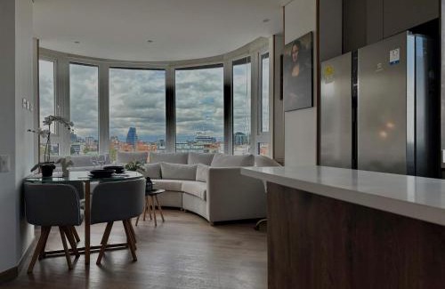 Santa Ana Apartment | Stylish 2BR in Usaquen Peaceful Stay with Scenic Views VOU820